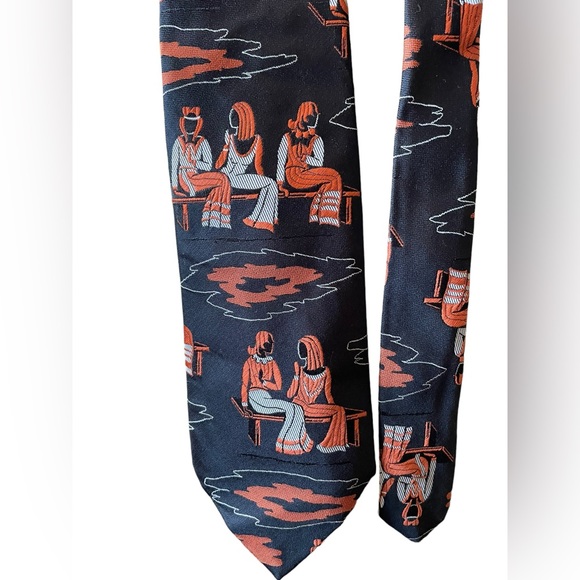 Custom Cravatieur Vintage 70s Hippie Woodstock Outdoor Art to Wear Retro Tie - Picture 2 of 8